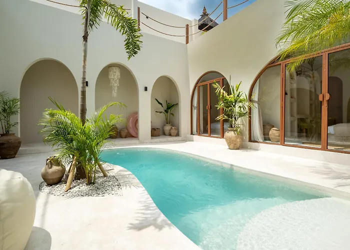 Athenis Villa Dalung (Bali)