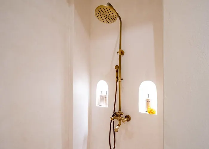 Athenis Villa Dalung (Bali)